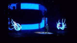 The Blue Man Group in Las Vegas - rods and cons presentation, also texting parody