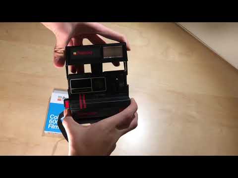 how to load polaroid 600 film