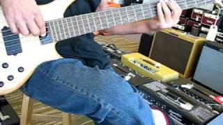 Video thumbnail for Tobias Growler 5-String Bass by universalrenote