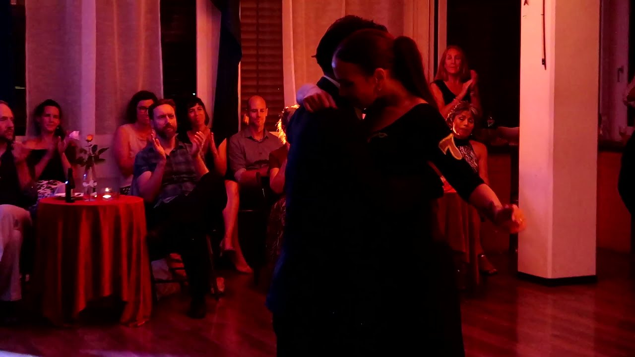 Penumbras - Victoria Fuentes & Lucas Galera -  Sandro 18-09-2021