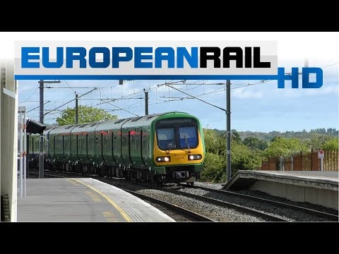 Iarnród Éireann Irish Rail Commuter 29000 DMU 29012 + 29027 passes Clongriffin Station