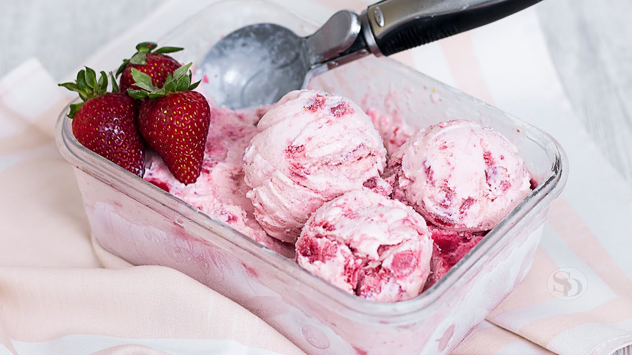 Creamy Strawberry Cheesecake Ice Cream – Homemade and No Ice Cream Maker Required! |