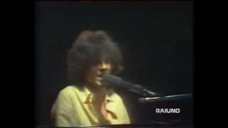 CLAUDIO BAGLIONI :   SIGNORA LIA    [LIVE 1978]