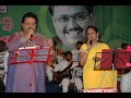 ராத்திரியில் பூத்திருக்கும் தாமரைத�