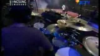Download lagu FM - Selamat Tinggal at SCTV.flv mp3