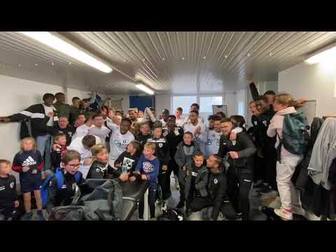 La célébration de la qualification pour le 6ème tour avec les jeunes du club ⚫️⚪️😍
