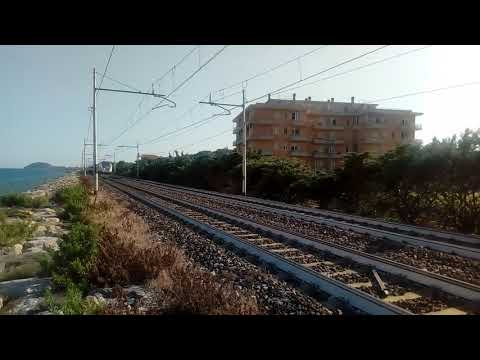 Finalmente le E414 percorrono il ponente ligure con IC per ventimiglia