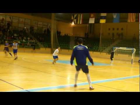 VI Corazonada de la Diócesis de Segovia a favor de Cáritas en el Pedro Delgado 2/1/2013 (7)