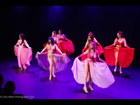 Bump Grind and Shimmy students perform Bumps & Grinds - The Bombshell Burlesque Academy