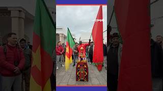 ⁨ أجواء حماسية مغربية كاميرونية بالمدينة العتيقة للرباط thumbnail