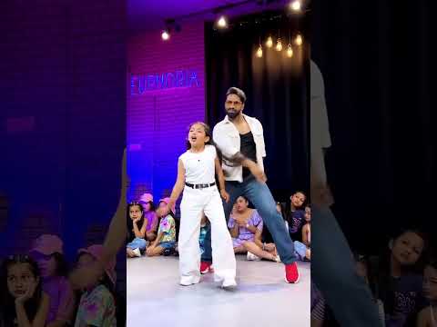 Shaky shaky vibe ✨❣️😜 #dance #indiandance #india #dancer #danceinindia