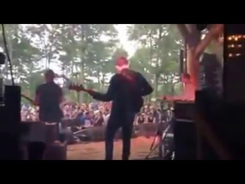 The Chadelics - Cheap Thrills (Kendal Calling 2015)
