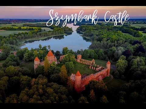 Zamek Szymbark / Szymbark Castle at Sunset. Impressive ruins of castle in northern Poland