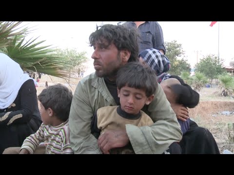 Syrian Refugees Flock to Turkey as Fighting against IS Continues