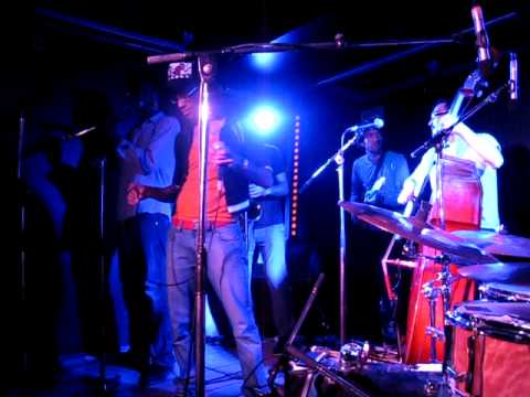 Lawkyz & friends aux combustibles : Bruce  Sherfield, Yann Crazy Flute, Frank Pilandon