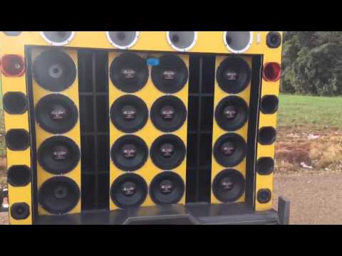 Reboque power. E equipe