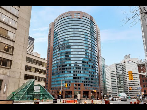 405 33 University Avenue, Toronto, ON