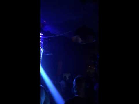 Mad Truck Cosmic Boys Remix Cosmic Boys, Maksim Dark ( Daniel Nike@Le Bistro, Budapest ) )