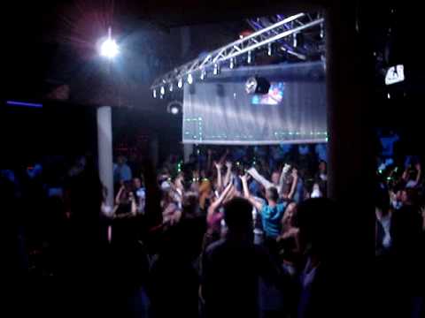 Viva Truskolasy [2006-08-26] Fluo Party - Sala Techno [3-3]