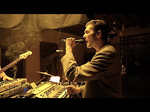 LOW ISLAND // Don't Let The Light In (Live from the Stone Room)