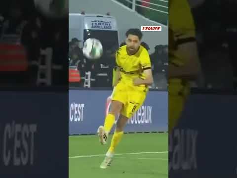 ⚽​🤩​ Mais quel incroyable but de Driss El Jabali sur un coup du foulard #football #foot