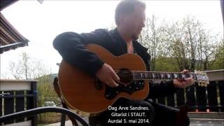 preview picture of video 'Gitar-jam med Dag Arve Sandnes, gitarist i STAUT'