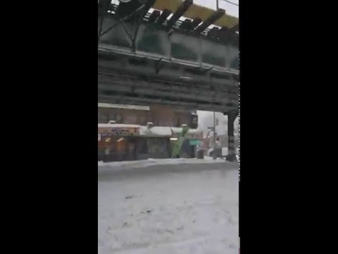 Pakyto filmando las tormentas de Nueva york