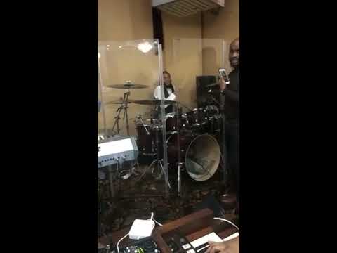 NYC Bump Glenn Gibson and Isaiah Johnson *MUST SEE*