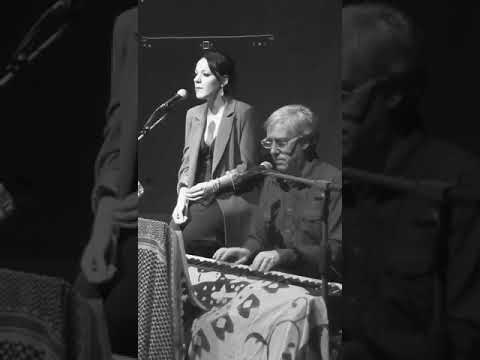 Benedetta Bruno e Mario Costanzi - Geordie (acoustic cover)