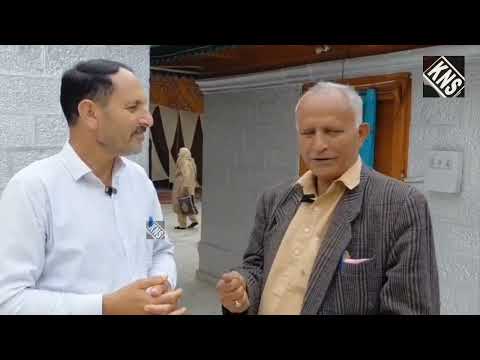 Anjaan Kashmiri: The Poet Behind “Wafadar Mauj”.  Renowned poet from Budgam...