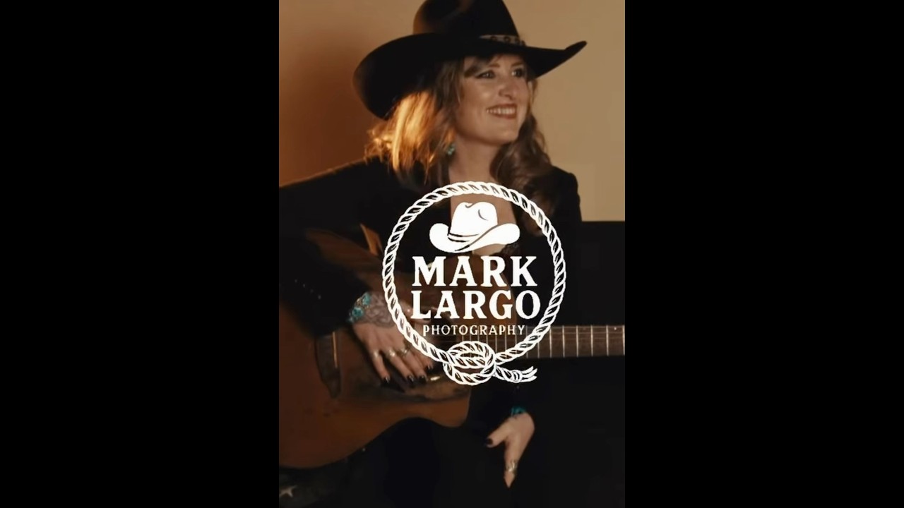 Promotional video thumbnail 4 for Molly Durnin