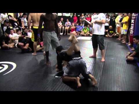 Moon Yue Liang (BJJ Singapore) vs Azzad Ahmad (Impact MMA) - Cup of Friendship 2012