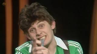 Stiff Little Fingers - Nobody&#39;s Hero (1980) (Stereo)