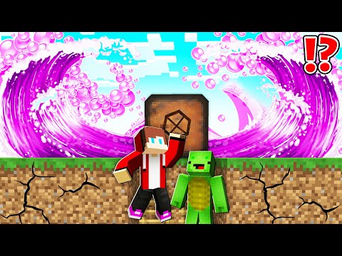 Epic POISON TSUNAMI vs JJ and Mikey Doomsday Bunker  - Minecraft (Maizen)