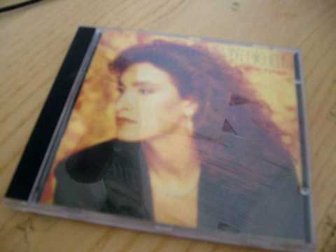 Grazia Di Michele "Le ragazze di Gauguin" a Radio Azzurra (richiesta da un fan)