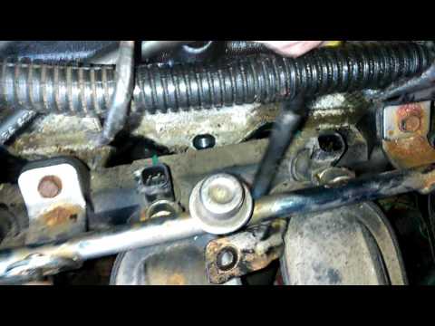 Chrysler Sebring throttling body and fuel rail