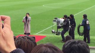 それぞれの明日へ / 家入レオ熱唱☆選手権大会 決勝 大友花恋後ろ姿　カメラマンの動き