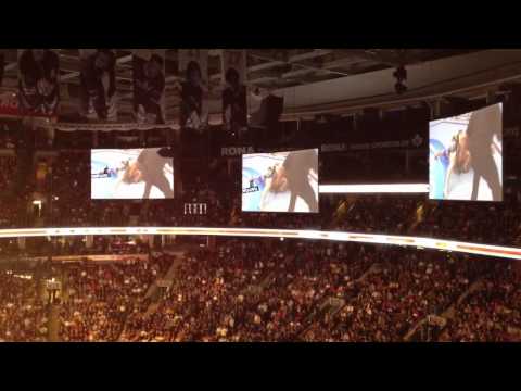 Frank Mir Breaks Minotauro Nogueira's Arm At UFC 140 In Tor