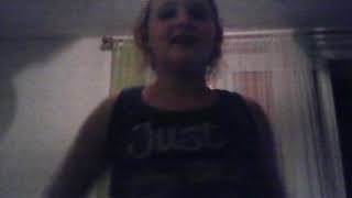 VZORNA HOLKA VZORNA HOLKA