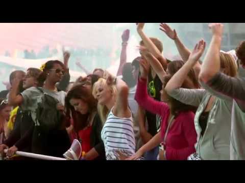 Loveland Festival 2011 - Official Aftermovie.mp4 by djakerstyle