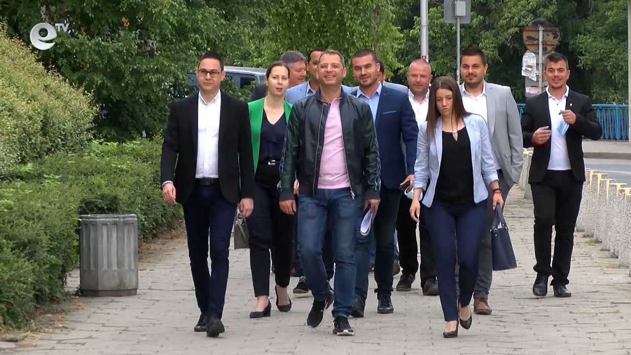 Коалиция "ГЕРБ-СДС" регистрира листата си за изборите в Хасковска област