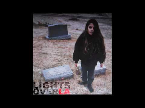 Crystal Castles - Vietnam (lightsoverla remix)