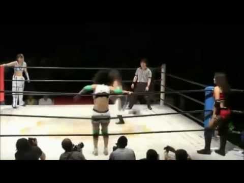 Kris Wolf & Momoe Watanabe - Criss Cross!