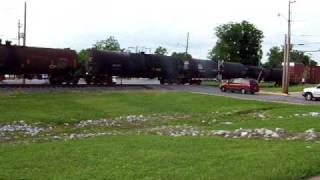 preview picture of video 'CSX Q275 12th Street Bowling Green Ky 5/14/09'