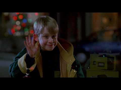 Home Alone 2 Toy store robbery scene