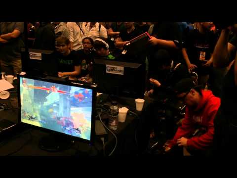 USF4 @ EVO 2014 - RG Filipino Champ (Dhalsim) vs EG Momochi (Juri)