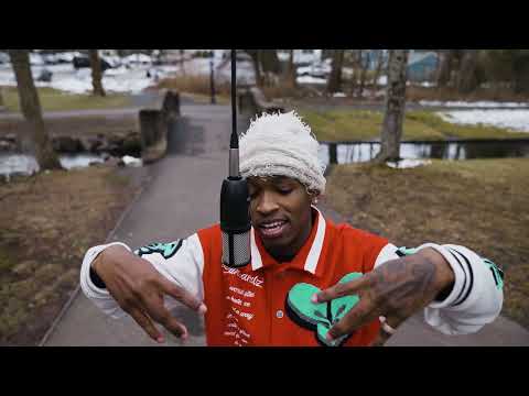 TaTa - Insecurities (Live Performance)