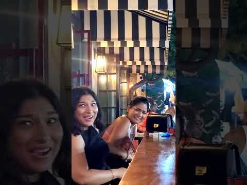 Terror Unleashed: The Killer Cockroach Chronicles: Attacking Tourists!!