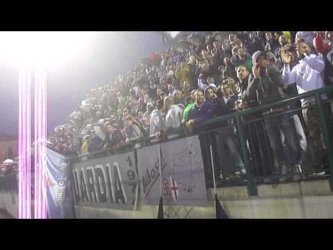 M4H02063   Alessandria - Pavia 2 a 2 - Esultanza della Curva dopo il primo gol