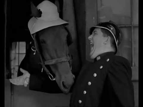 Panserbasse - Den dejligste pige